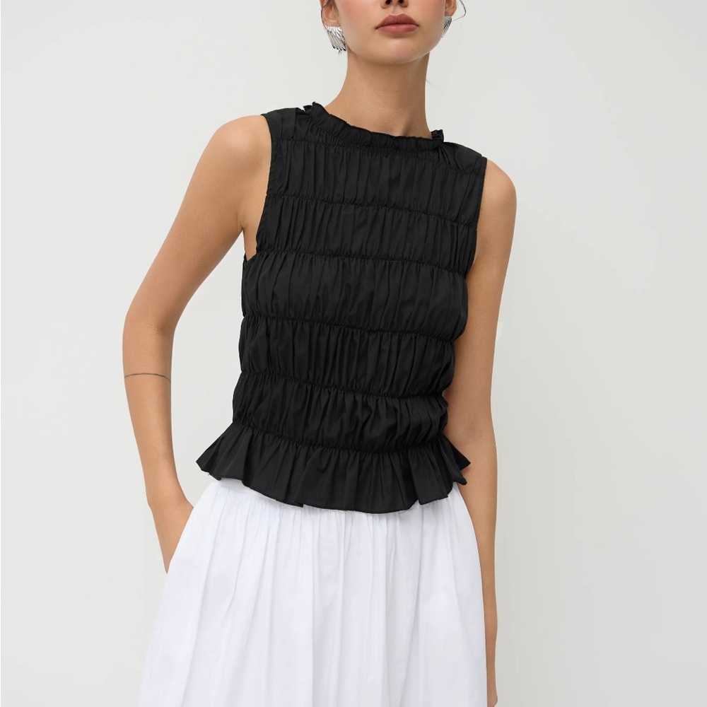 Cider Black Ruffled Sleeveless Blouse
